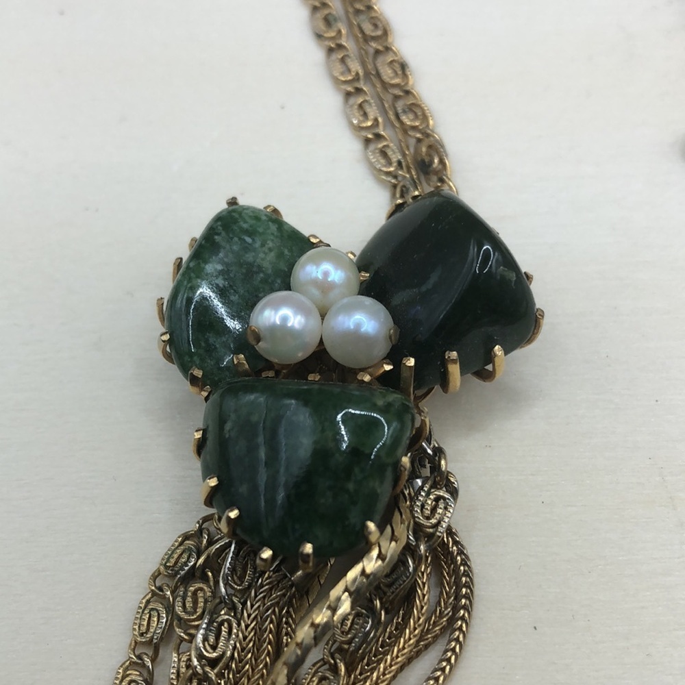 Vintage statement style milti chain draped necklace with pearls and stones. - Picture 4 of 8